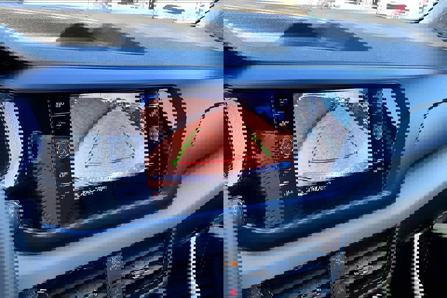 Used 2023 Volkswagen Taos SE image 29