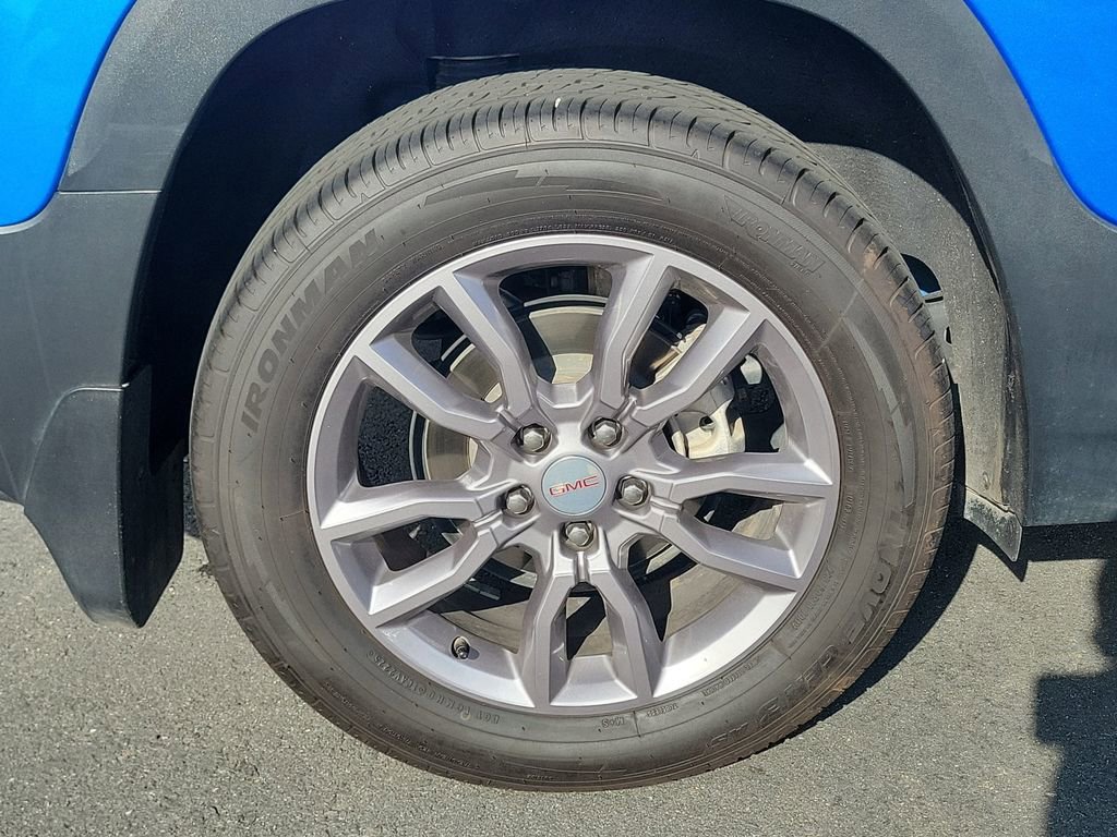 Used 2024 GMC Terrain SLT w/ LPO, Floor Liner Package image 6