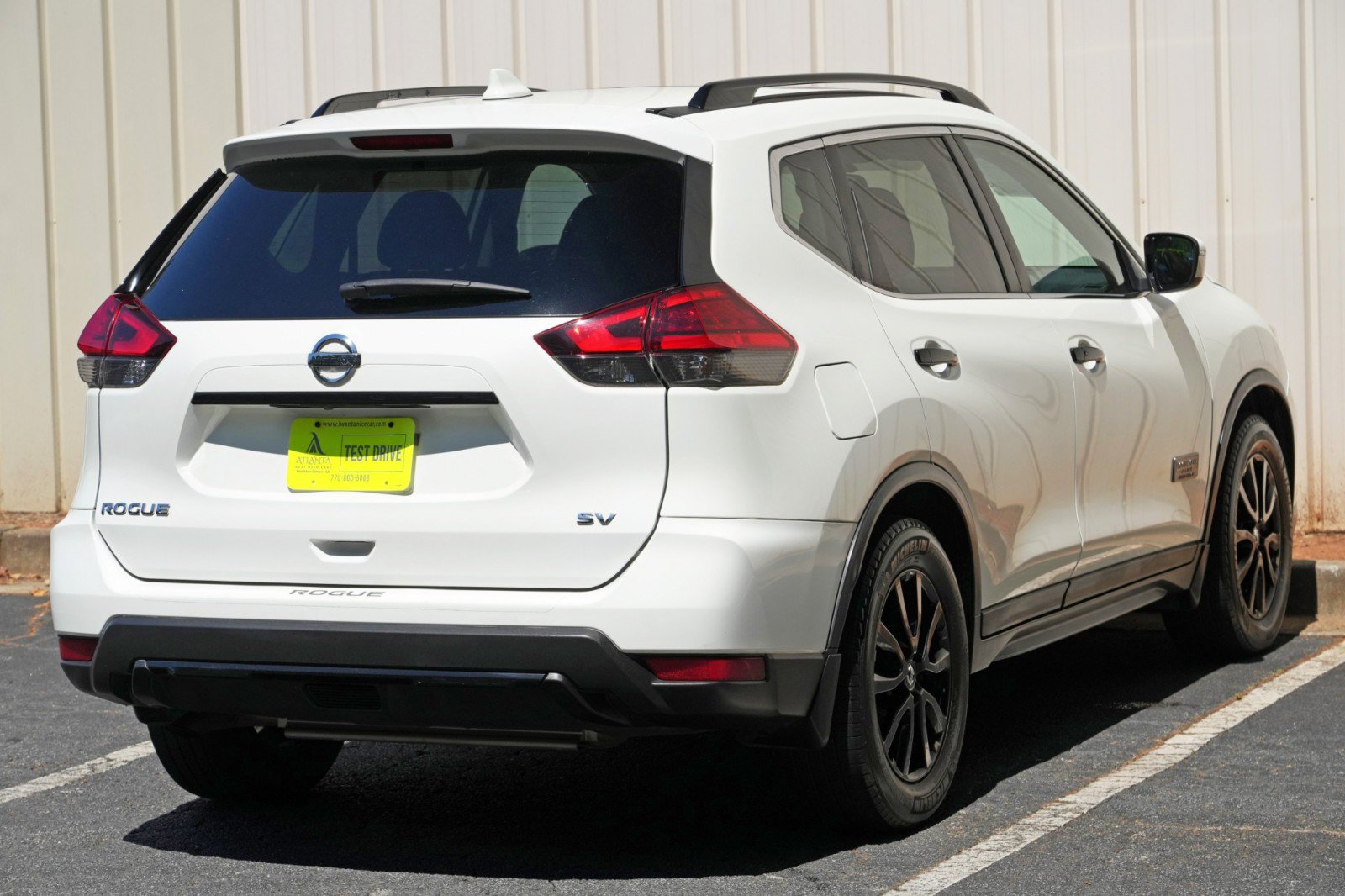 Used 2017 Nissan Rogue SV FWD image 47