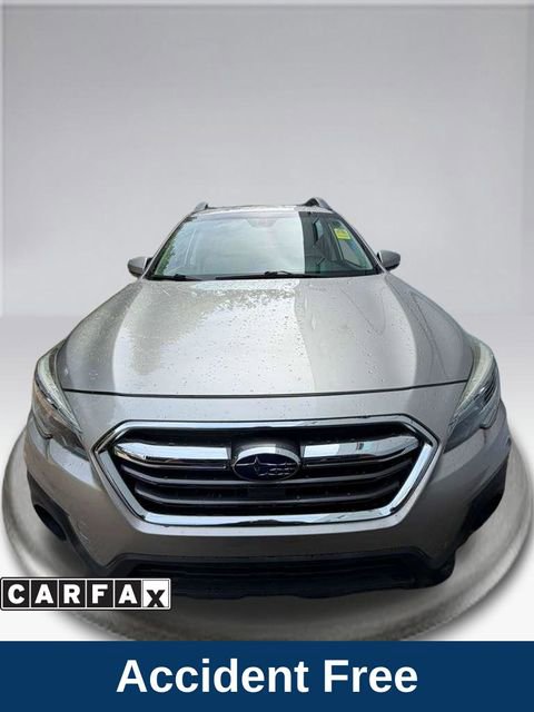 Used 2018 Subaru Outback 3.6R Limited AWD/4WD image 2