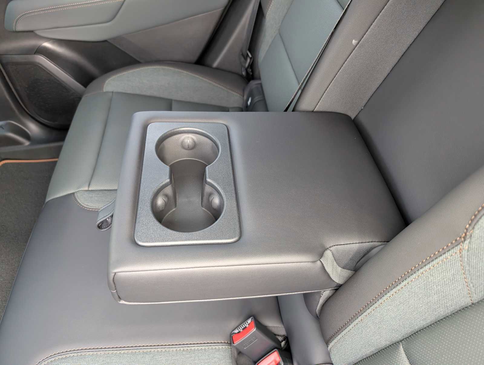 New 2026 GMC Terrain AT4 w/ Convenience Package III AWD/4WD image 16