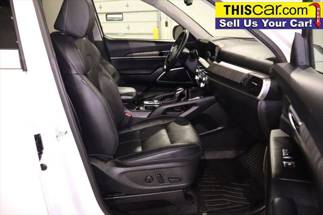 Used 2023 Kia Telluride EX w/ EX Captain's Chair Package image 30