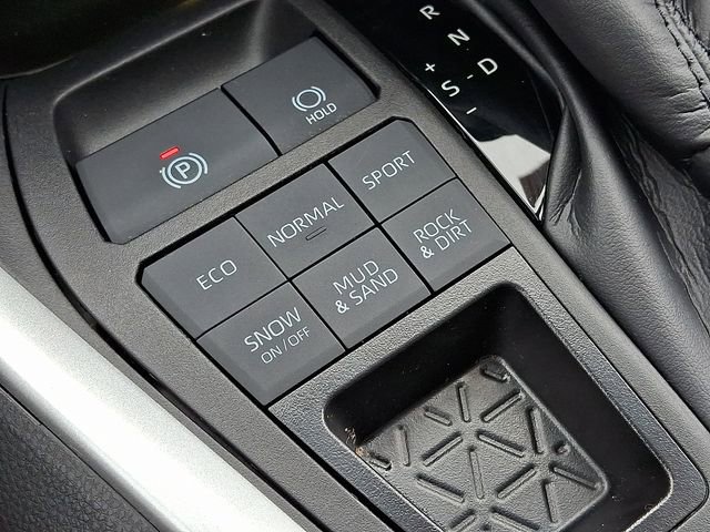 Used 2024 Toyota RAV4 XLE w/ Convenience Package image 25