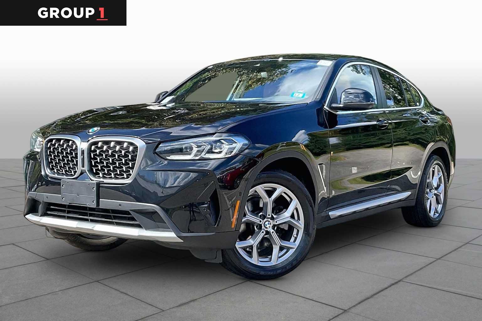 Used 2024 BMW X4 xDrive30i w/ Premium Package AWD/4WD image 1