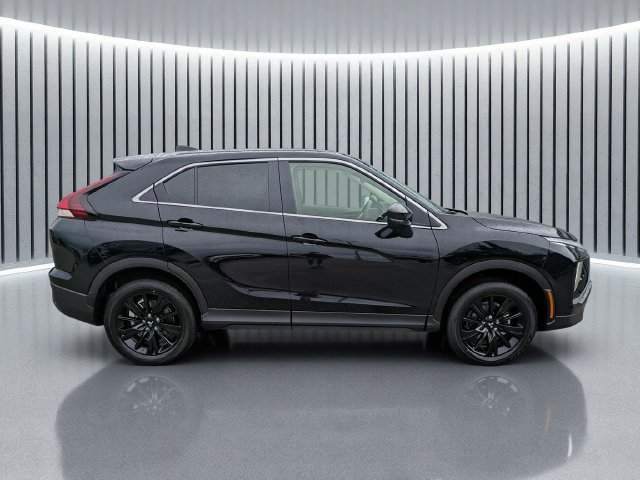 New 2026 Mitsubishi Eclipse Cross LE AWD/4WD image 3