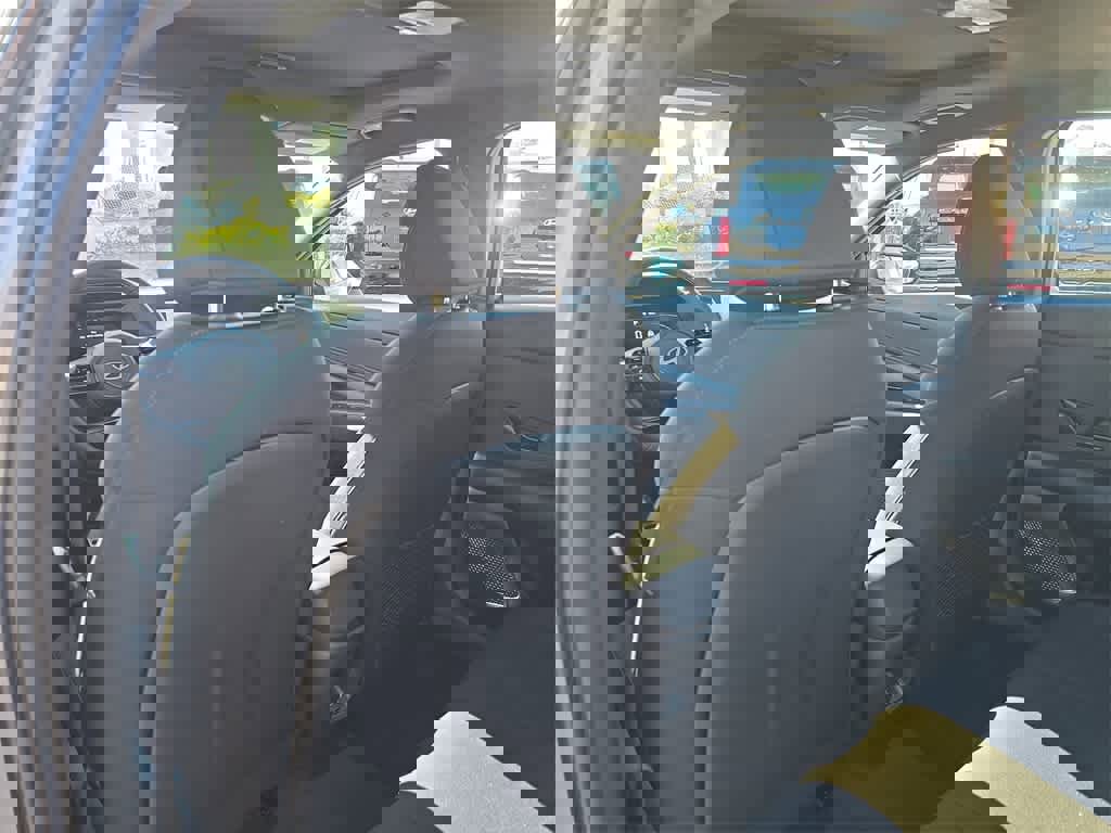 New 2026 Hyundai Elantra SEL Sport Premium image 17