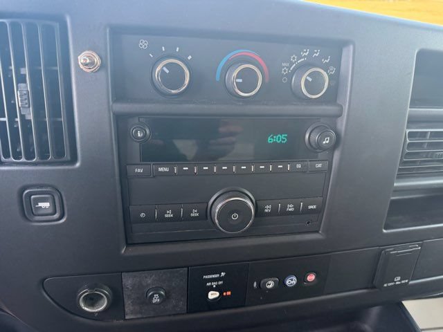 Used 2019 GMC Savana 3500 w/ Power Convenience Package RWD image 12