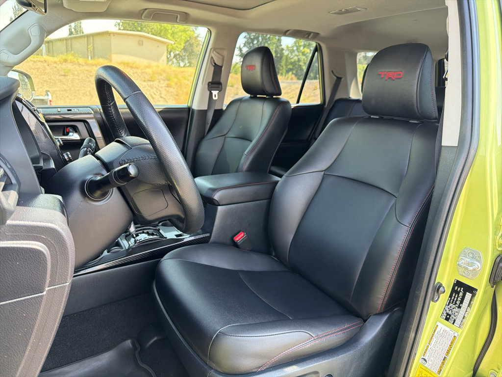 Certified 2023 Toyota 4Runner TRD Off-Road Premium w/ Moonroof Package AWD/4WD image 2