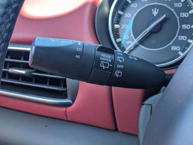 Used 2022 Maserati Levante Modena image 13