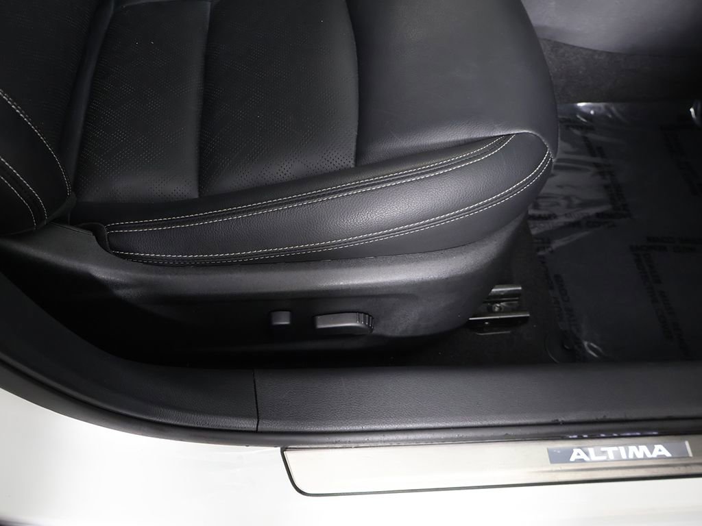 Used 2023 Nissan Altima 2.5 SL AWD/4WD image 33