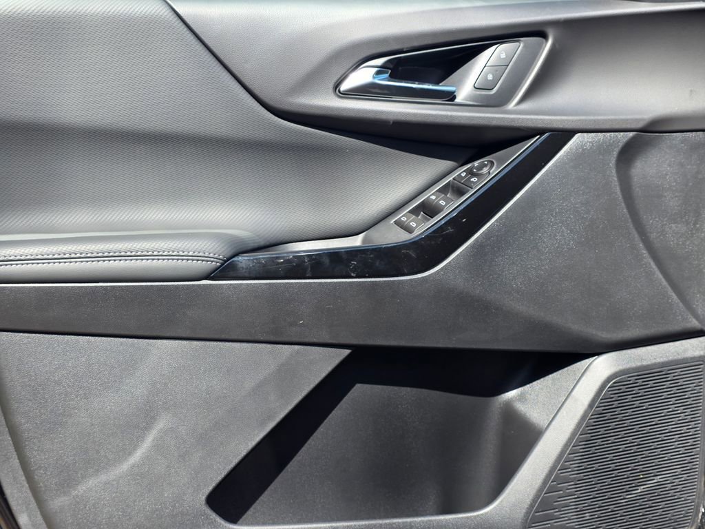 New 2026 Chevrolet Equinox LT w/ LPO, Floor Liner Package image 13