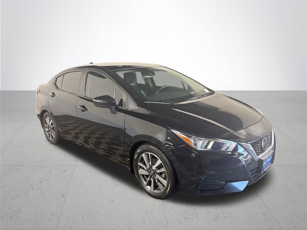 Used 2020 Nissan Versa SV FWD image 3