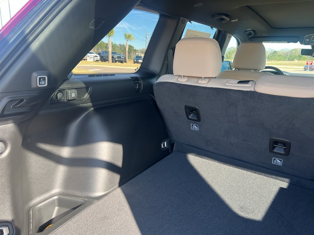 New 2025 Jeep Grand Cherokee Limited w/ Luxury Tech Group II AWD/4WD image 5