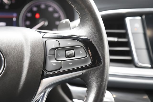 Used 2022 Buick Enclave Essence FWD image 22