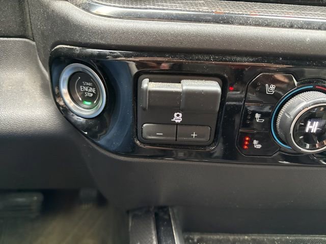 Used 2022 Chevrolet Silverado 1500 ZR2 image 23