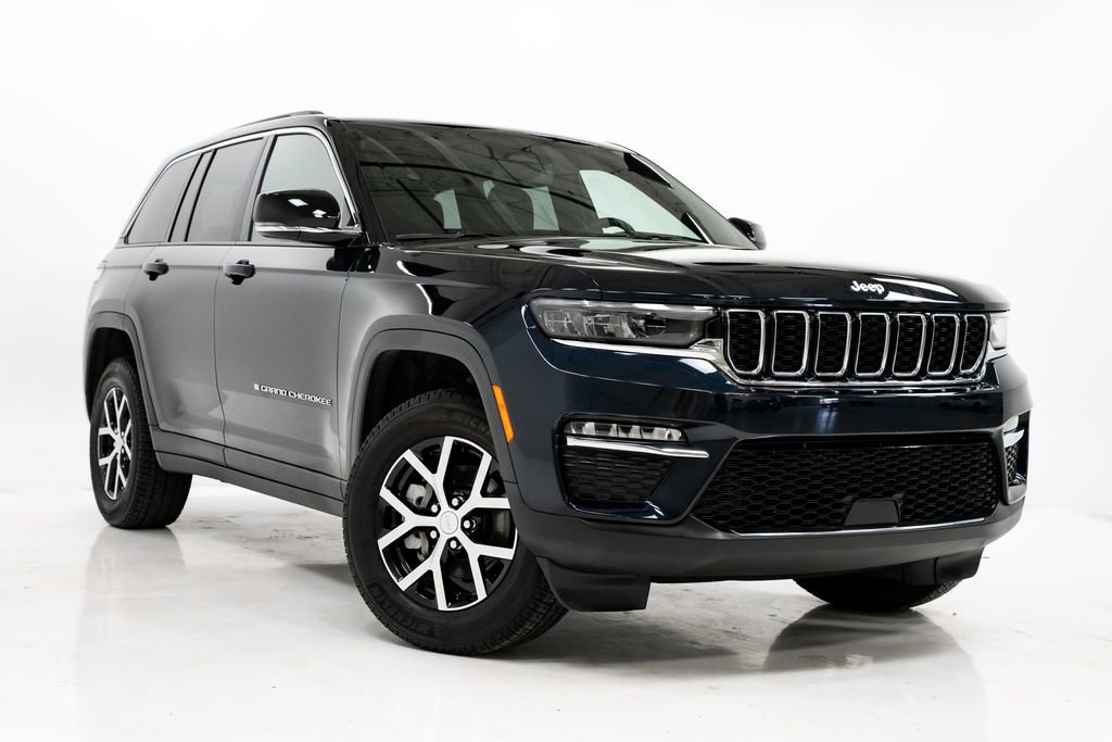 Used 2024 Jeep Grand Cherokee Limited w/ Trailer Tow Package image 6
