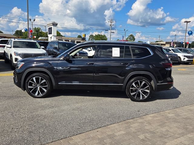 Certified 2025 Volkswagen Atlas SEL Premium R-Line AWD/4WD image 4