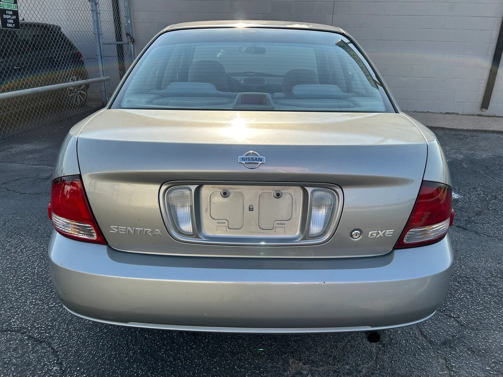 Used 2002 Nissan Sentra GXE FWD image 8