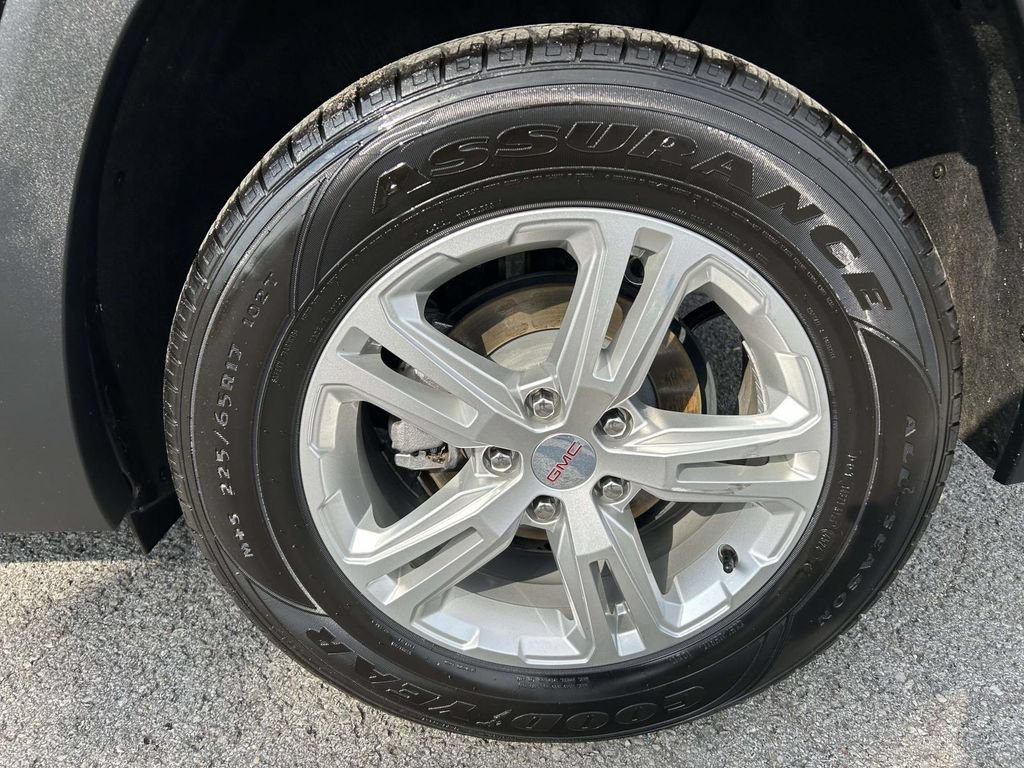 Used 2024 GMC Terrain SLE AWD/4WD image 10