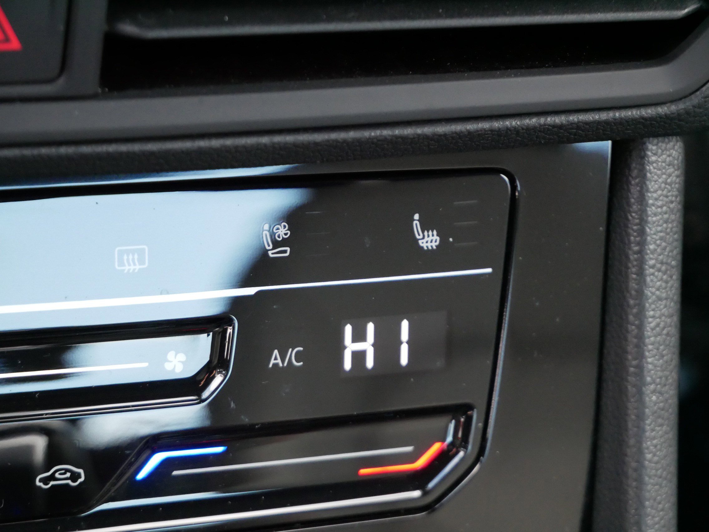 Certified 2025 Volkswagen Jetta GLI Autobahn image 29