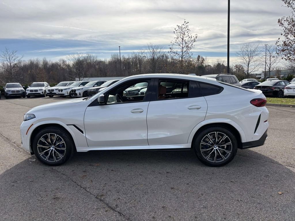 New 2026 BMW X6 M60i image 4