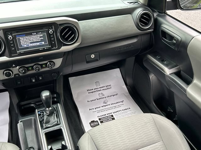 Used 2019 Toyota Tacoma SR5 AWD/4WD image 43