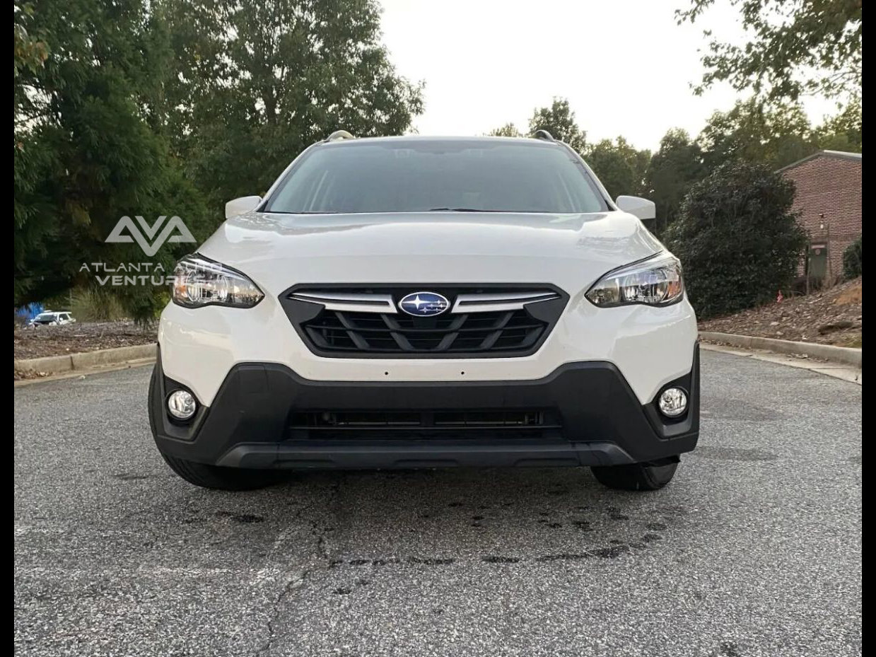 Used 2021 Subaru Crosstrek 2.0i Premium w/ Moonroof Package image 3