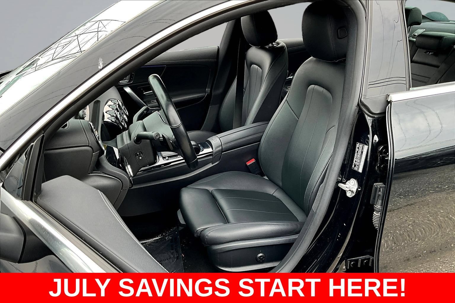 Used 2023 Mercedes-Benz CLA 250 4MATIC w/ Premium Package image 21