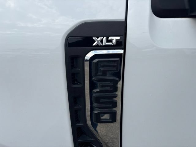 Used 2023 Ford F350 XLT w/ FX4 Off-Road Package AWD/4WD image 11