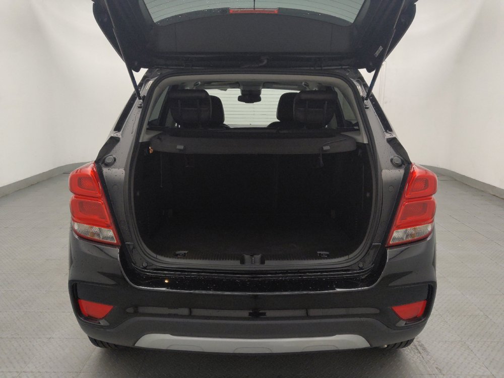 Used 2020 Chevrolet Trax LT w/ LT Convenience Package FWD image 29