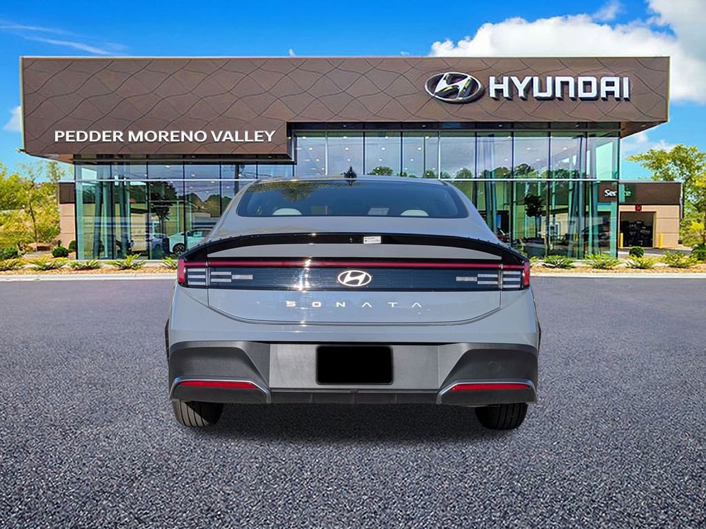 New 2025 Hyundai Sonata SE image 5