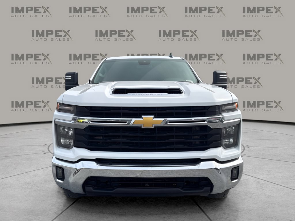 Used 2025 Chevrolet Silverado 2500 LT w/ Convenience Package AWD/4WD image 8