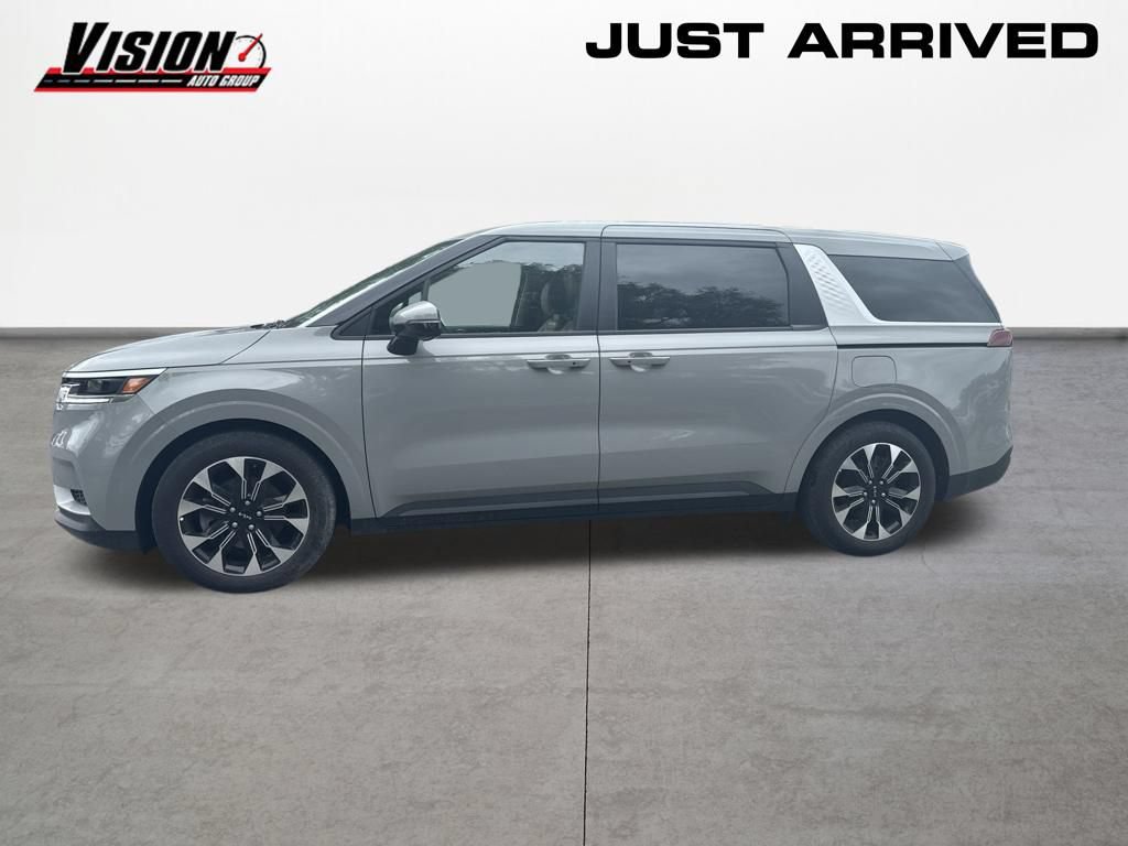 Certified 2024 Kia Carnival EX FWD image 2