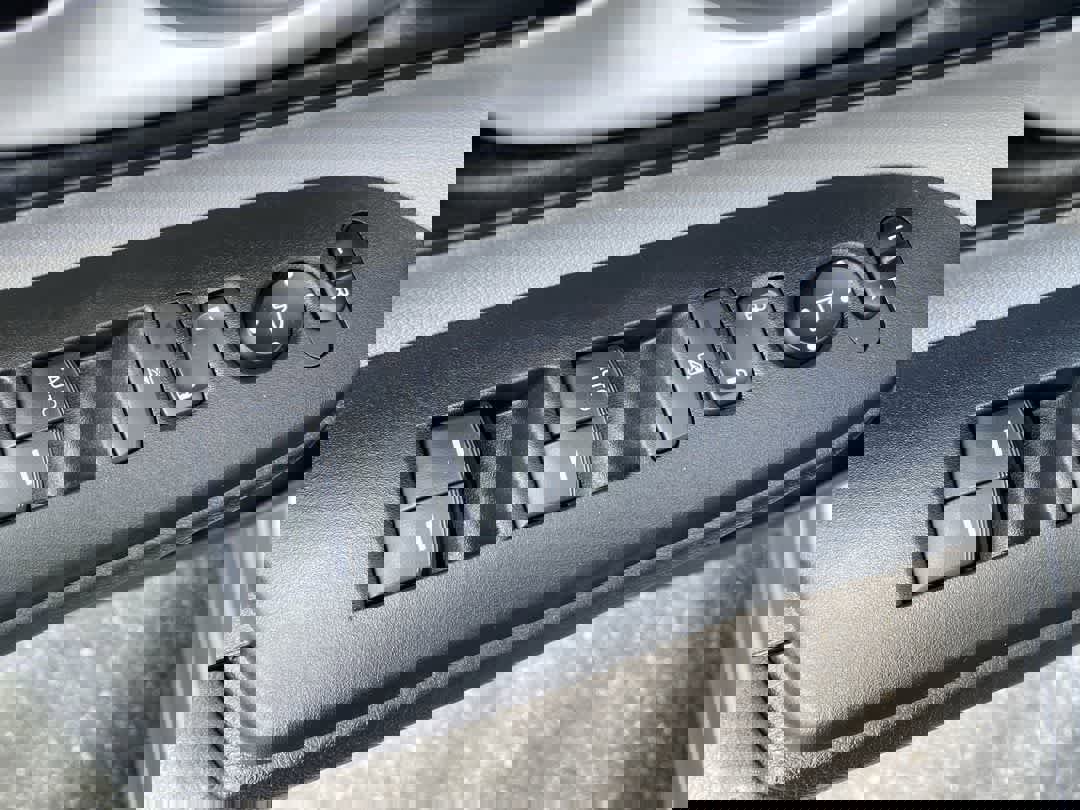 Used 2018 Honda CR-V LX image 13