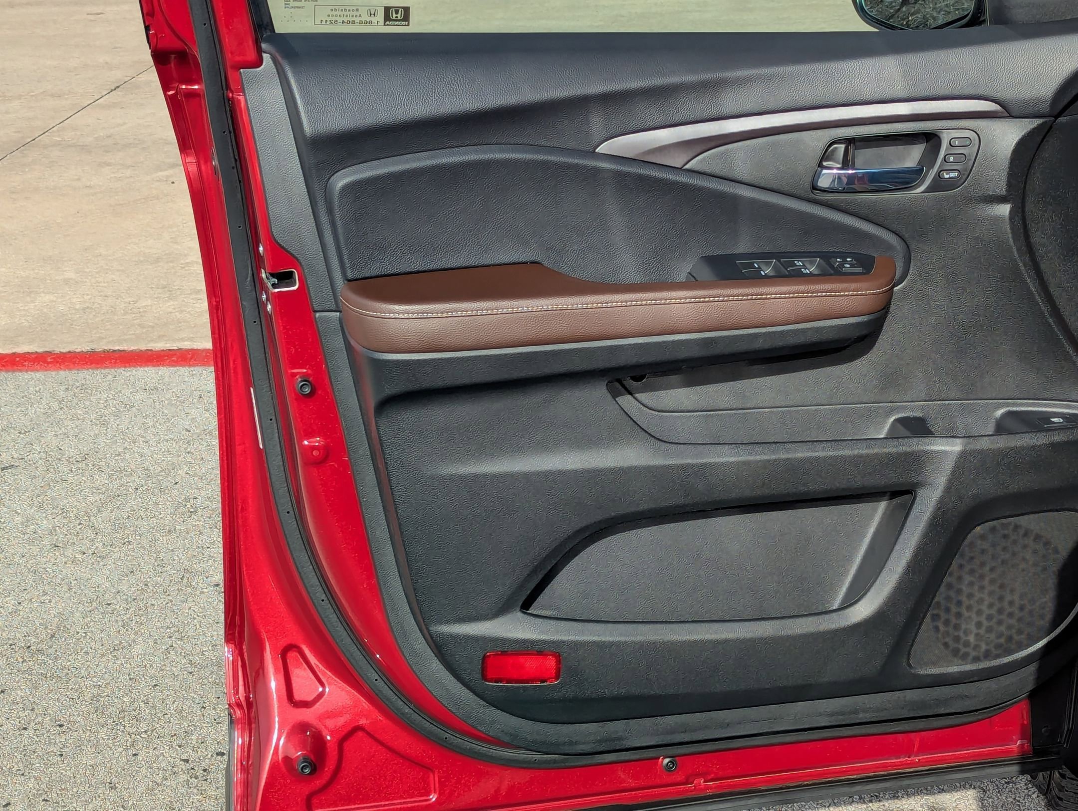 Used 2025 Honda Ridgeline RTL image 11