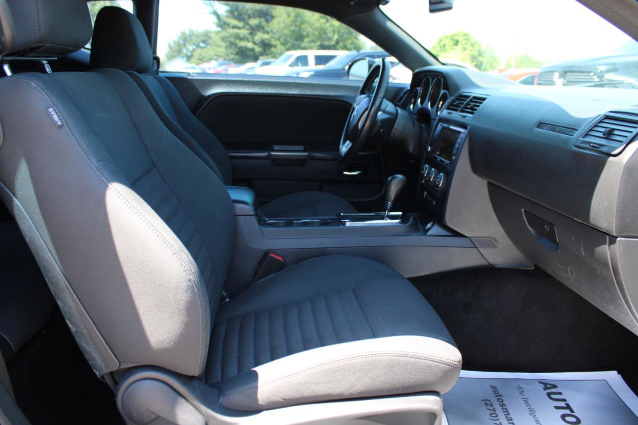 Used 2014 Dodge Challenger SXT RWD image 48