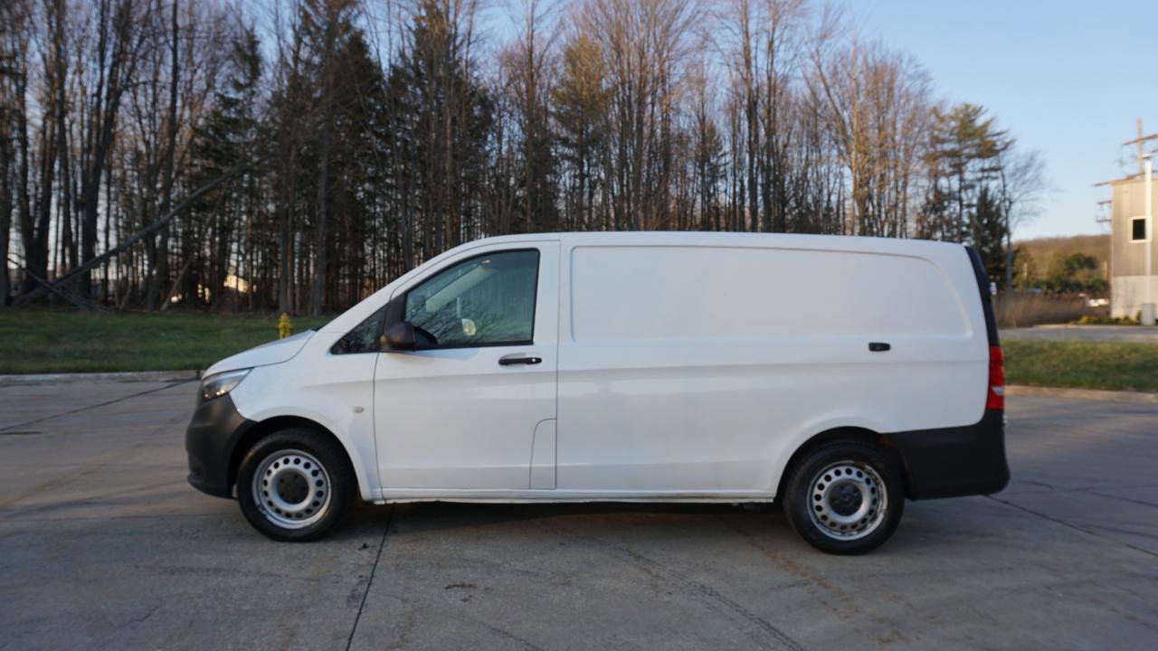 Used 2019 Mercedes-Benz Metris image 2