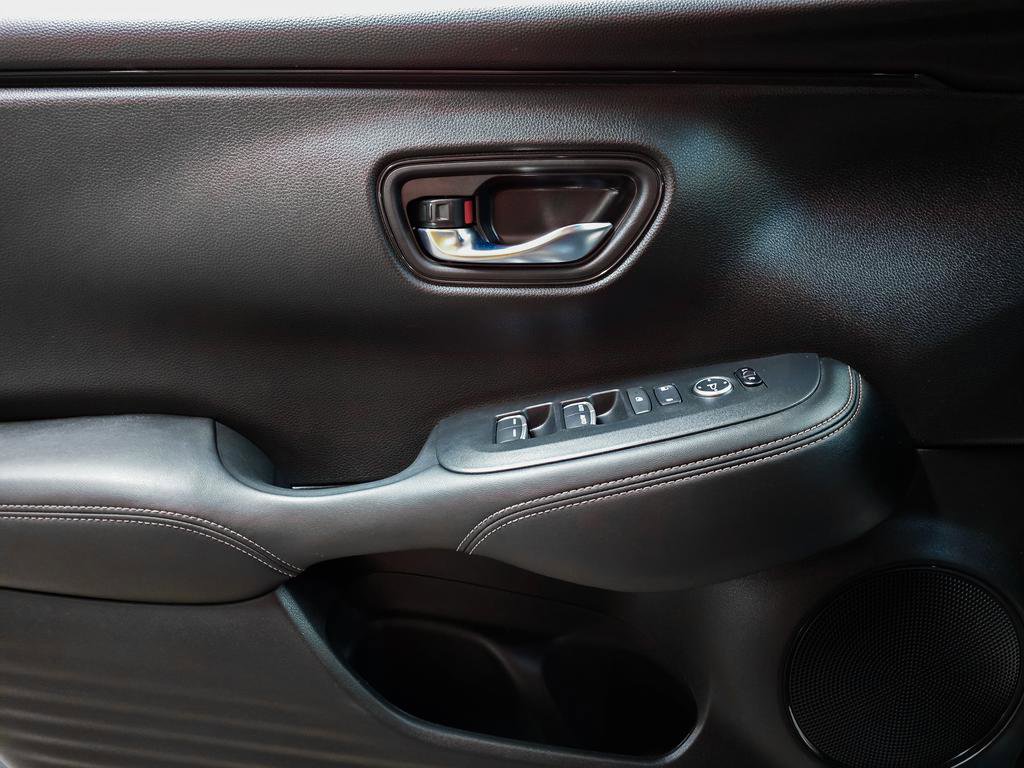 Certified 2023 Honda HR-V Sport image 18