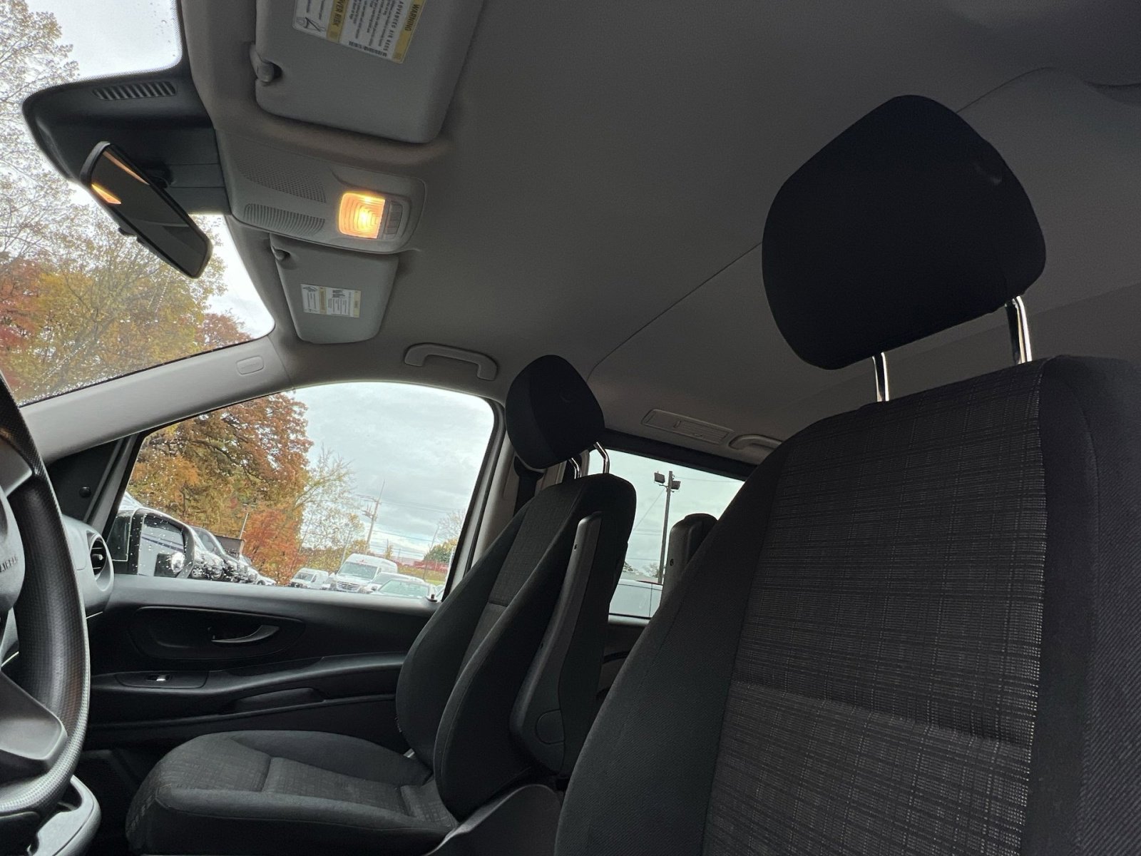 Used 2016 Mercedes-Benz Metris Passenger image 22