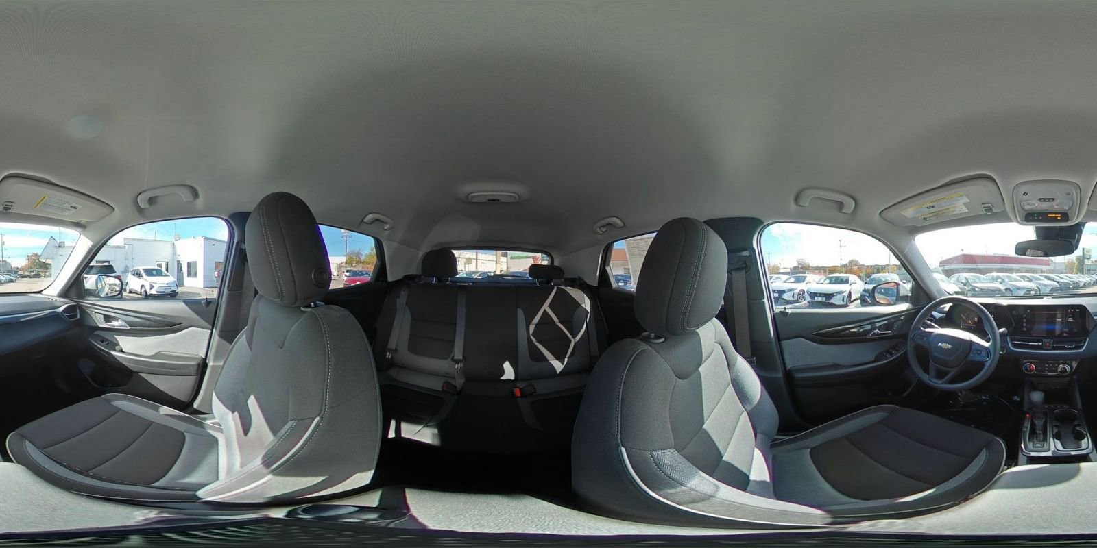 Used 2025 Chevrolet TrailBlazer LT image 40