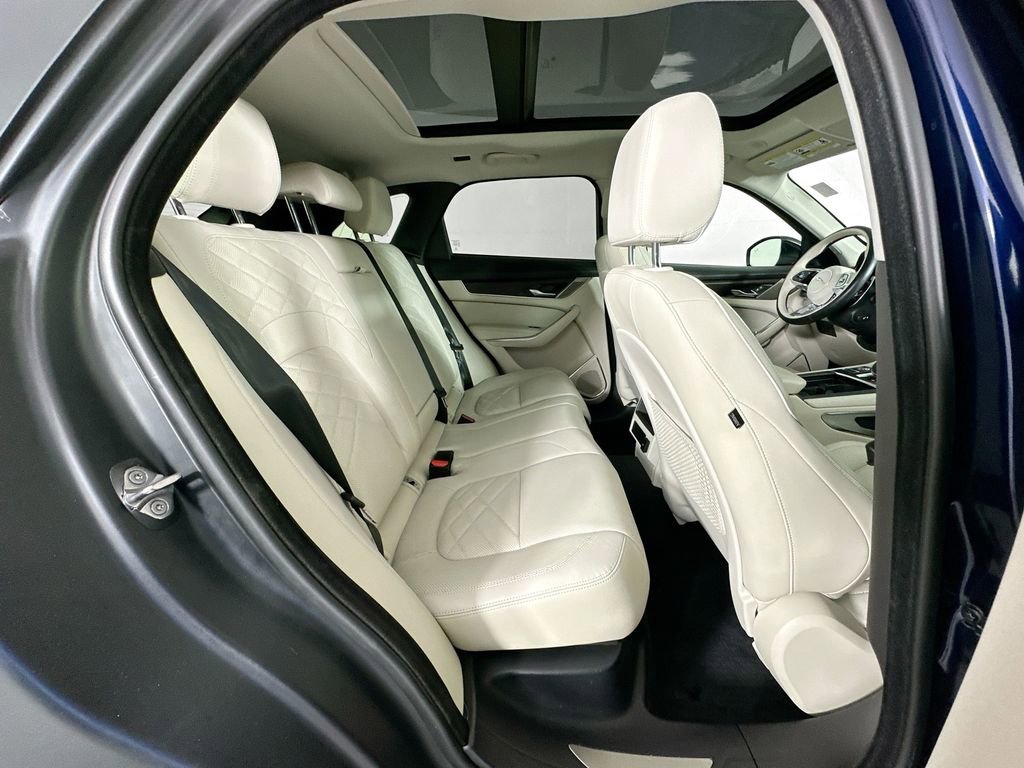 Used 2023 Jaguar F-PACE S AWD/4WD image 27