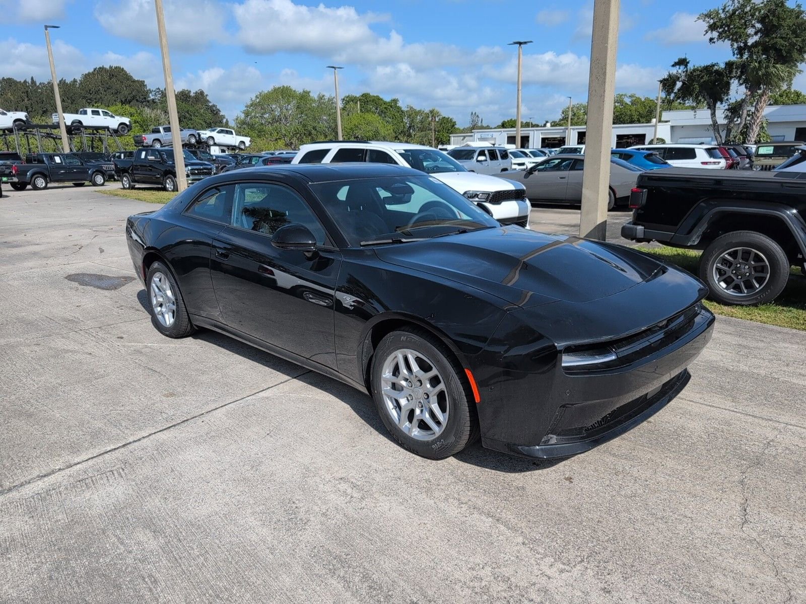 New 2025 Dodge Charger R/T w/ Quick Order Package 25M R/T image 1