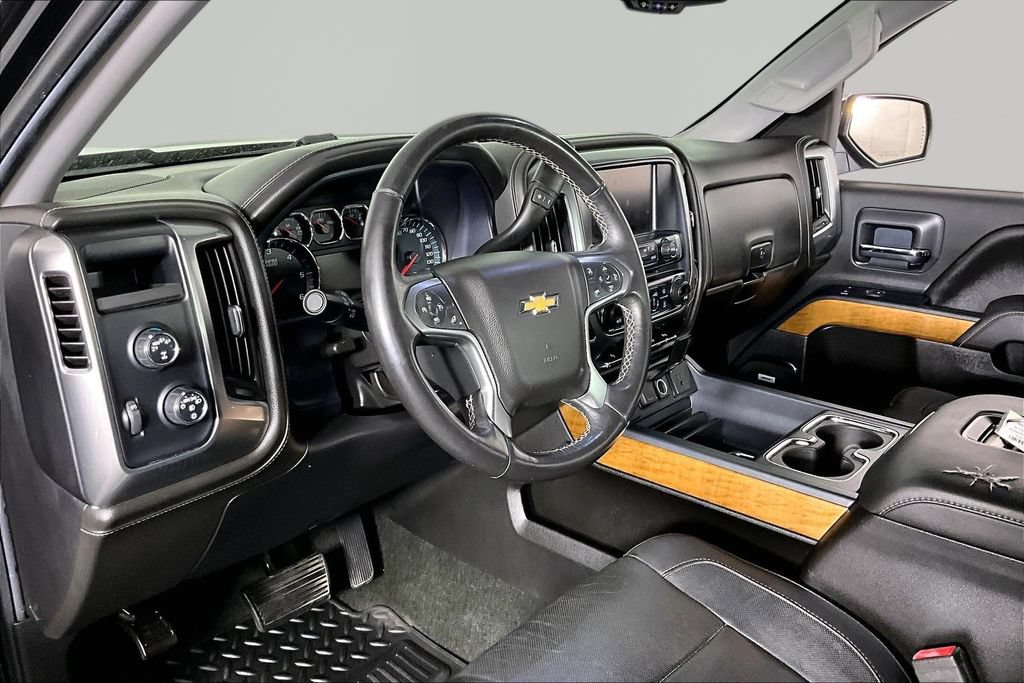 Used 2017 Chevrolet Silverado 1500 LTZ w/ Sport Package AWD/4WD image 17