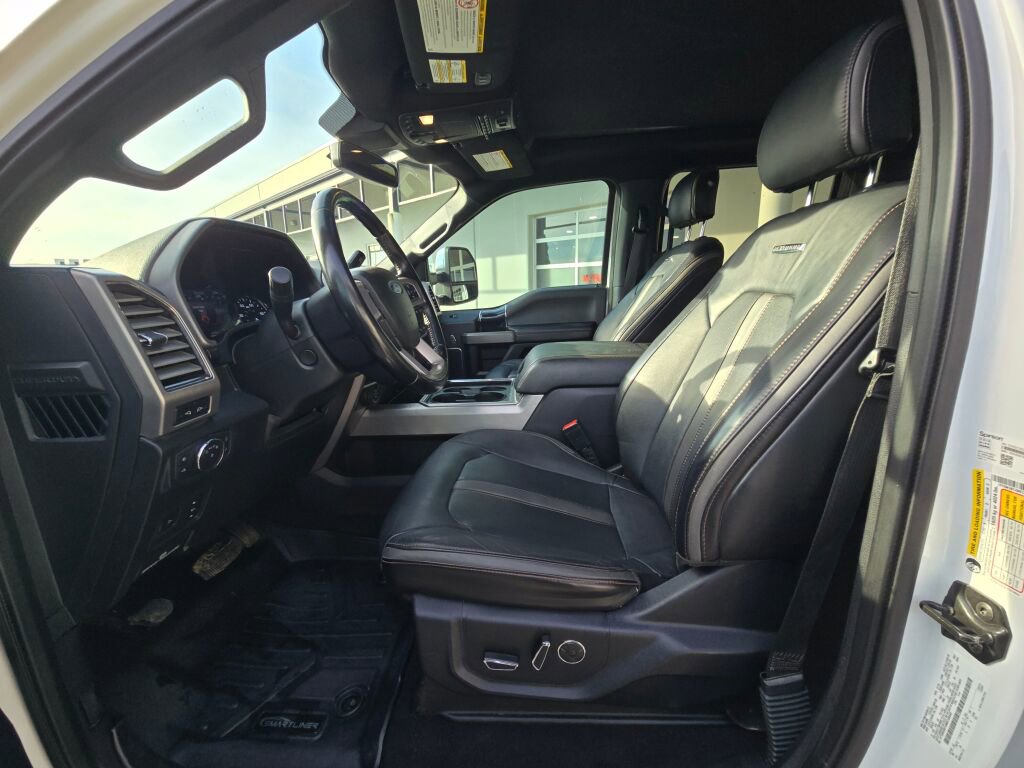 Used 2021 Ford F350 Platinum image 18