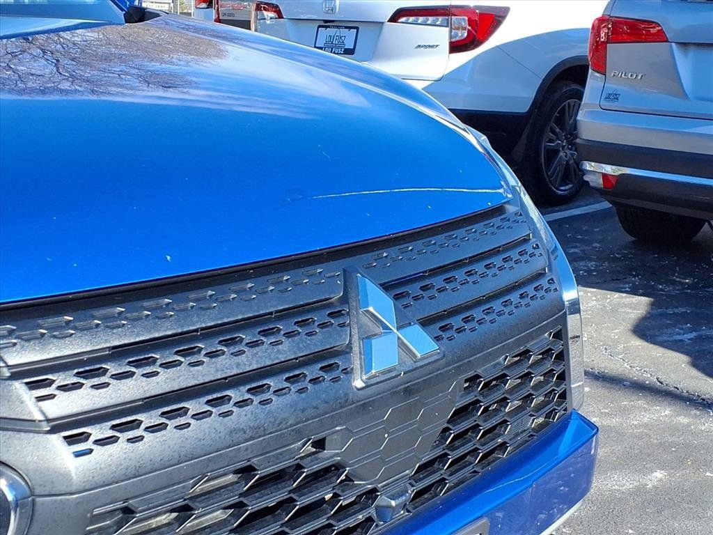 Used 2023 Mitsubishi Eclipse Cross SE image 32