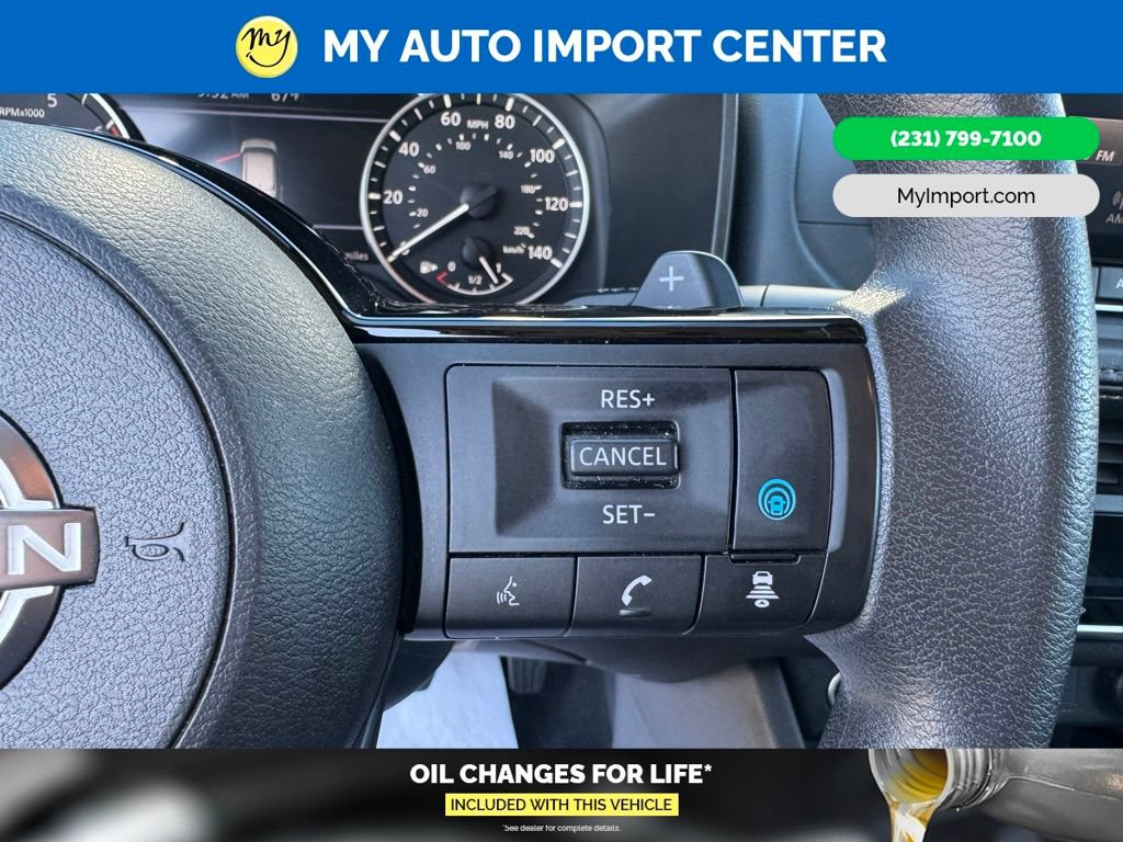 Used 2023 Nissan Rogue SV AWD/4WD image 16
