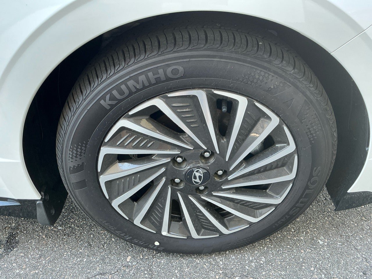 New 2025 Hyundai Sonata SEL FWD image 10