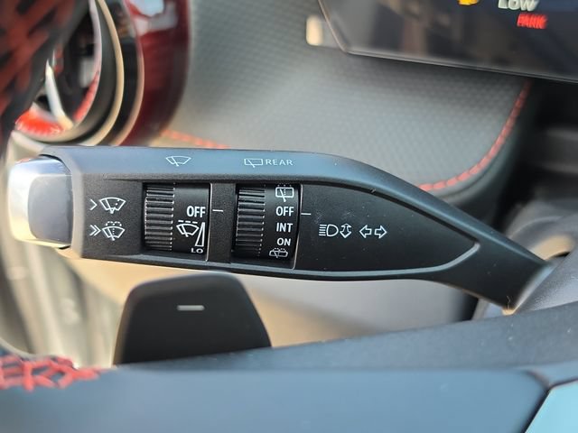 New 2026 Chevrolet Equinox RS w/ Convenience Package III FWD image 23
