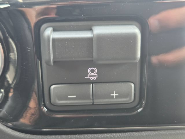 New 2026 GMC Sierra 3500 SLE w/ Preferred Package AWD/4WD image 34