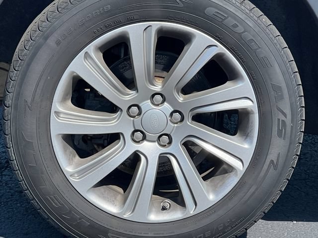 Used 2019 Land Rover Discovery Sport SE AWD/4WD image 20